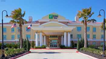 Holiday Inn Express & Suites Pearland, an IHG Hotel