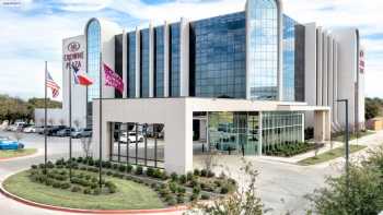 Crowne Plaza Suites Arlington, an IHG Hotel