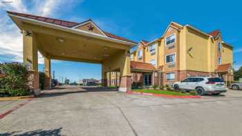 Quality Inn & Suites North Mesquite I-30