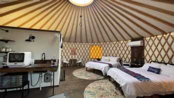 Johnny Yurts