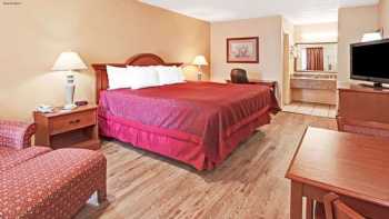 Days Inn by Wyndham Boerne