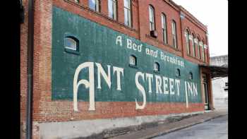 Ant Street Inn