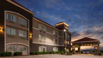 La Quinta Inn & Suites by Wyndham Bridgeport