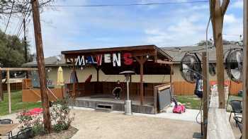 Maven's Inn & Grill