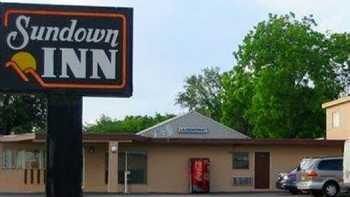 Sundown Inn