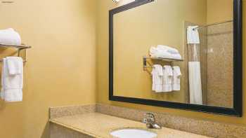 La Quinta Inn & Suites by Wyndham Port Lavaca