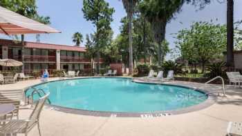 GreenTree Hotel & Extended Stay Channelview/I-10