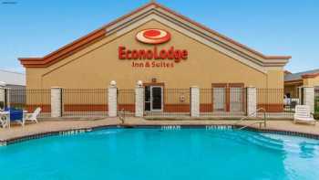 Econo Lodge Inn & Suites Bridgeport