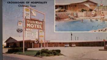 Trade Winds Motel