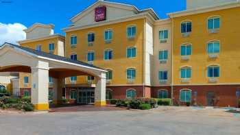 Comfort Suites University