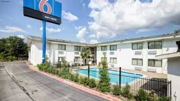 Motel 6 Dallas, TX - South