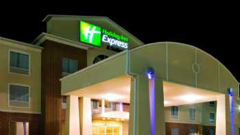 Holiday Inn Express & Suites Shamrock North, an IHG Hotel