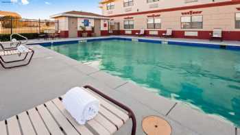 Best Western Inn & Suites