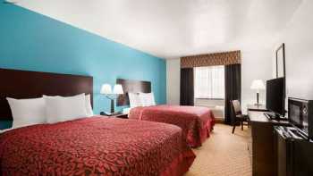 Days Inn & Suites by Wyndham Conroe North