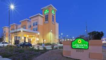 La Quinta Inn & Suites by Wyndham Dallas Love Field