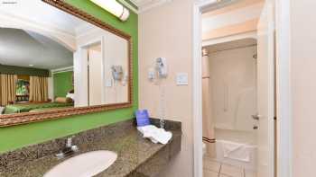 Americas Best Value Inn & Suites Alvin Houston