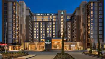 Embassy Suites by Hilton Denton Convention Center