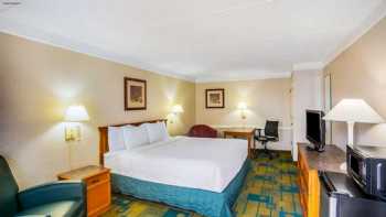 La Quinta Inn by Wyndham Eagle Pass