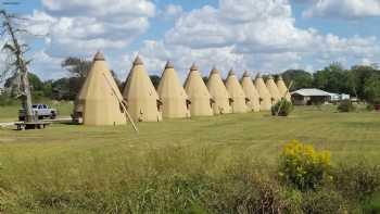 Teepee Motel & RV Park