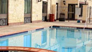 Holiday Inn Express & Suites Floresville, an IHG Hotel