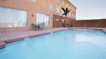 Holiday Inn Express & Suites Zapata, an IHG Hotel