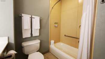 Holiday Inn Express & Suites Pearland, an IHG Hotel