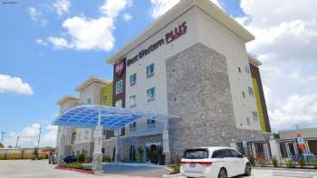 Best Western Plus Pasadena Inn & Suites