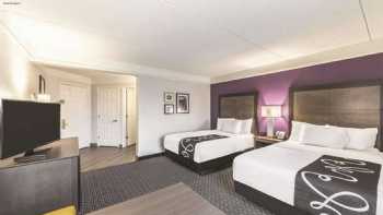 La Quinta Inn & Suites by Wyndham Austin Airport