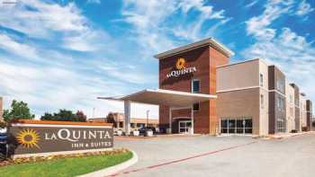 La Quinta Inn & Suites by Wyndham Dallas Northeast-Arboretum