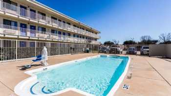 Motel 6 Garland, TX - Dallas