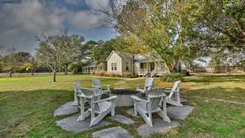 Farmstead Round Top