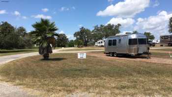 Angels In Goliad RV Park