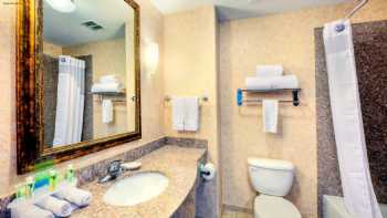 Holiday Inn Express & Suites Granbury, an IHG Hotel