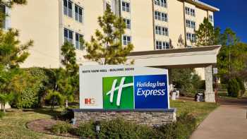 Holiday Inn Express Keith Ware Hall