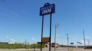 Deluxe Inn