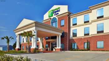 Holiday Inn Express & Suites Hearne, an IHG Hotel