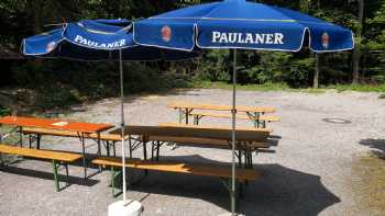 Biergarten im Pleidelsheimer Wäldchen