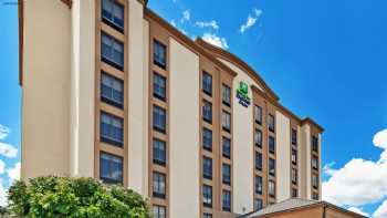 Holiday Inn Express & Suites Houston - Memorial Park Area, an IHG Hotel