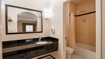 Quality Inn & Suites Cypress