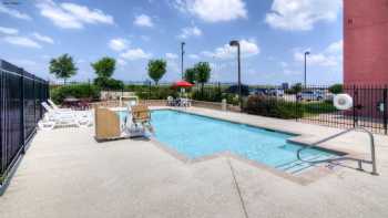 Motel 6 Roanoke, TX - Northlake - Speedway