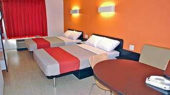 Motel 6 Roanoke, TX - Northlake - Speedway