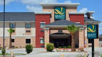 Quality Inn & Suites Kenedy - Karnes City