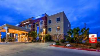 Best Western Plus Kenedy Inn