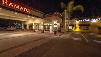 Ramada by Wyndham Houston Intercontinental Airport East