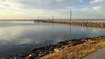 Baffin Bay Lodge