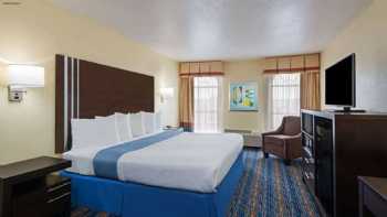 Days Inn by Wyndham San Antonio Northwest/Seaworld