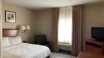 Candlewood Suites la Porte, an IHG Hotel