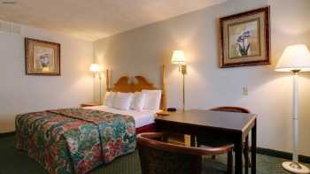 Americas Best Value Inn Uvalde