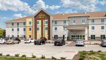 MainStay Suites Lancaster Dallas South