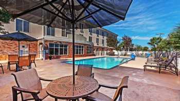 Holiday Inn Express & Suites Eagle Pass, an IHG Hotel